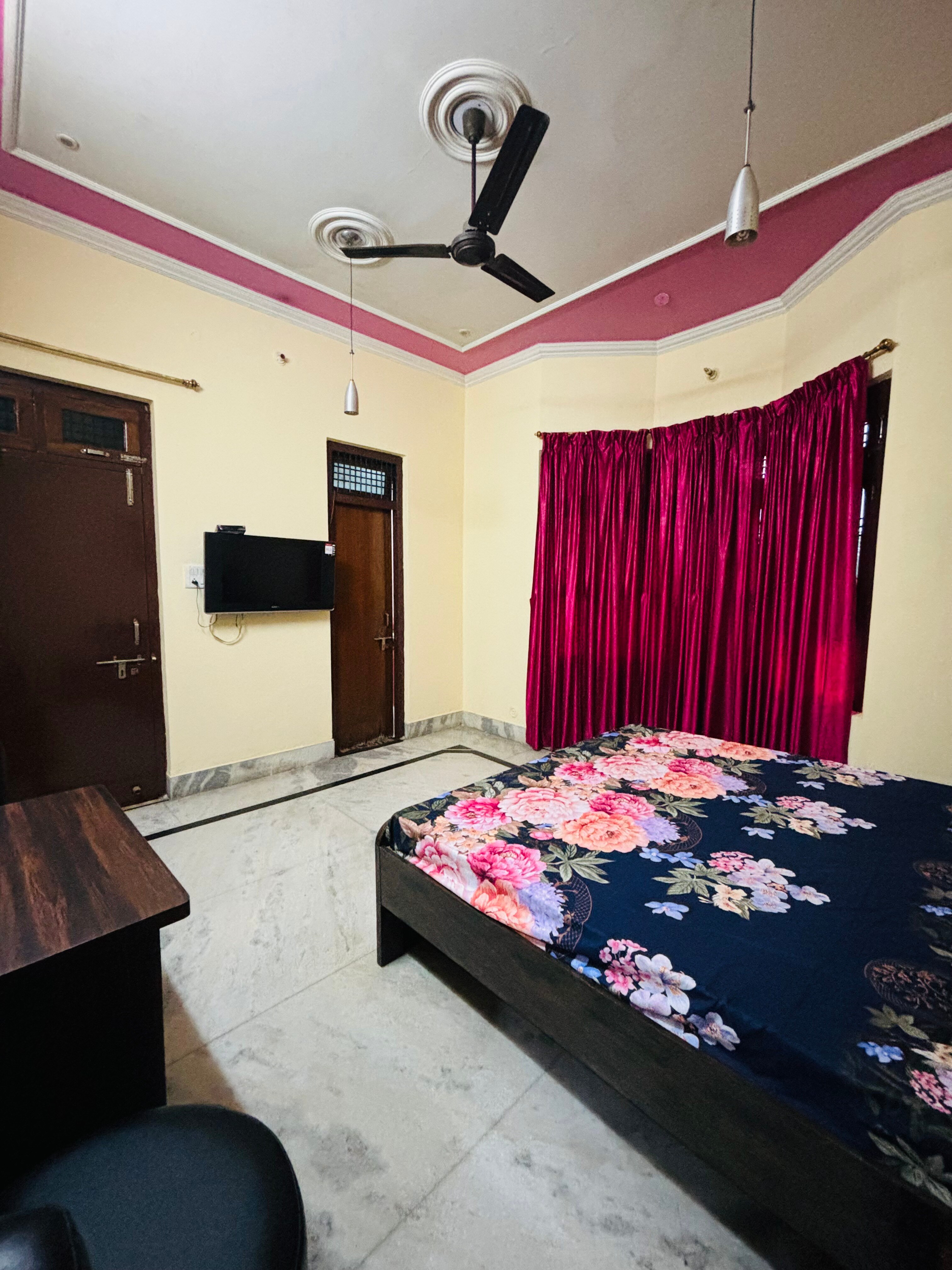 Sridhara - Tap to explore photos