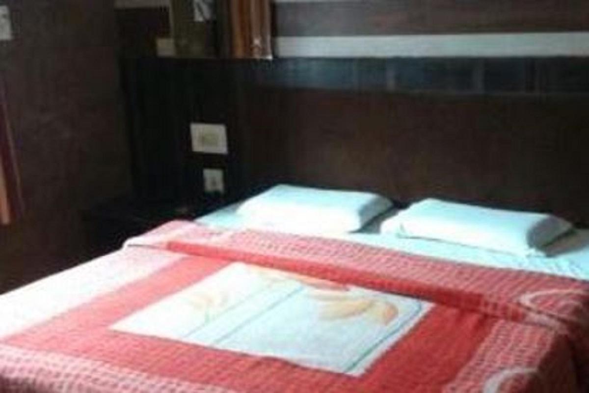 Hotel Swarn Lodge - Tap to explore photos