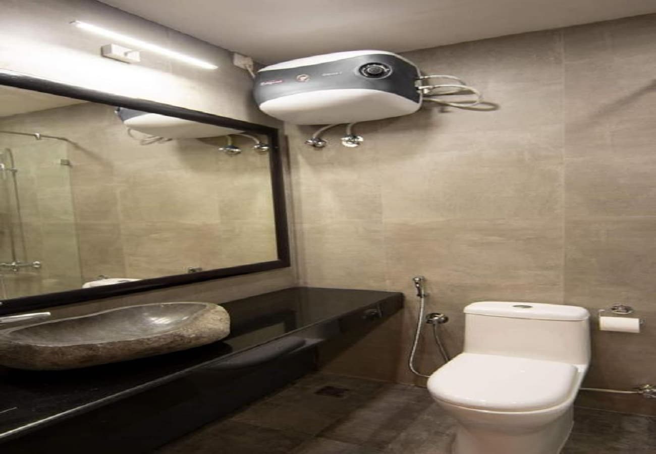 Hanu Reddy Residences - SPP Gardens - Tap to explore photos