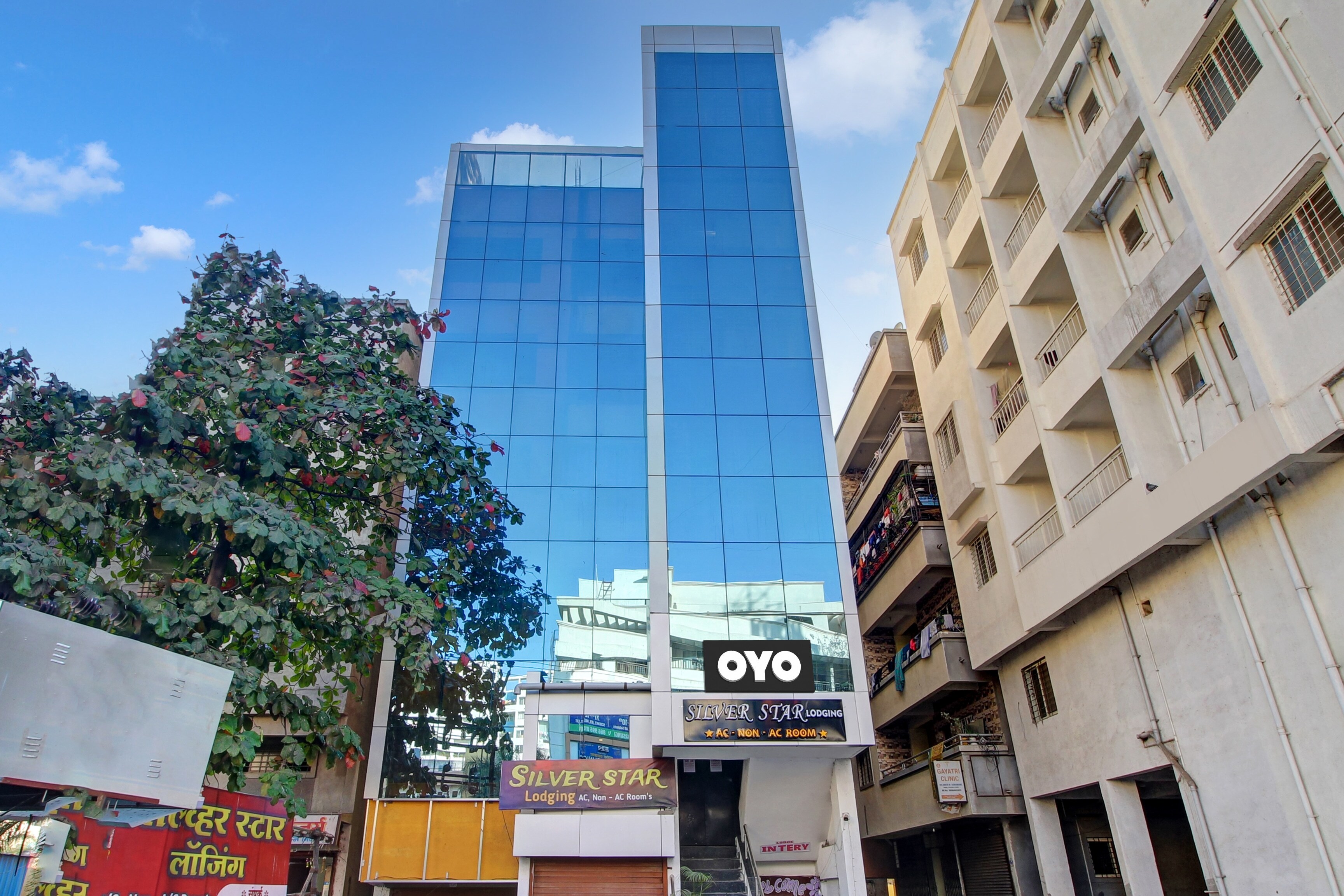 Flagship Silver Star - Tap to explore photos