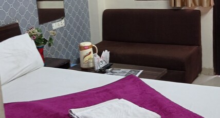 Hotel Shree Shine Room Type - Super Deluxe A.C Room