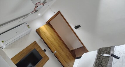 GOLDEN SPIRE HOTEL Room Type - Standard AC Room