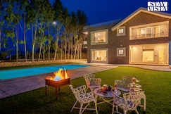 StayVista at Golden Lark W/outdoor Pool