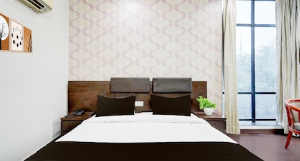 Townhouse Sector 51 Noida Near Metro Station Room Type - Classic Townhouse Sector 51 Noida Near Metro Station Room Type - Classic