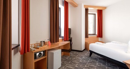 ibis Astana Room Type - Premium room from ibis with twin beds and the city view ibis Astana Room Type - Premium room from ibis with twin beds and the city view