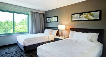 Embassy Suites Raleigh - Durham/Research Triangle Room Type - 2 DBL STE ACC TUB NO SMOK