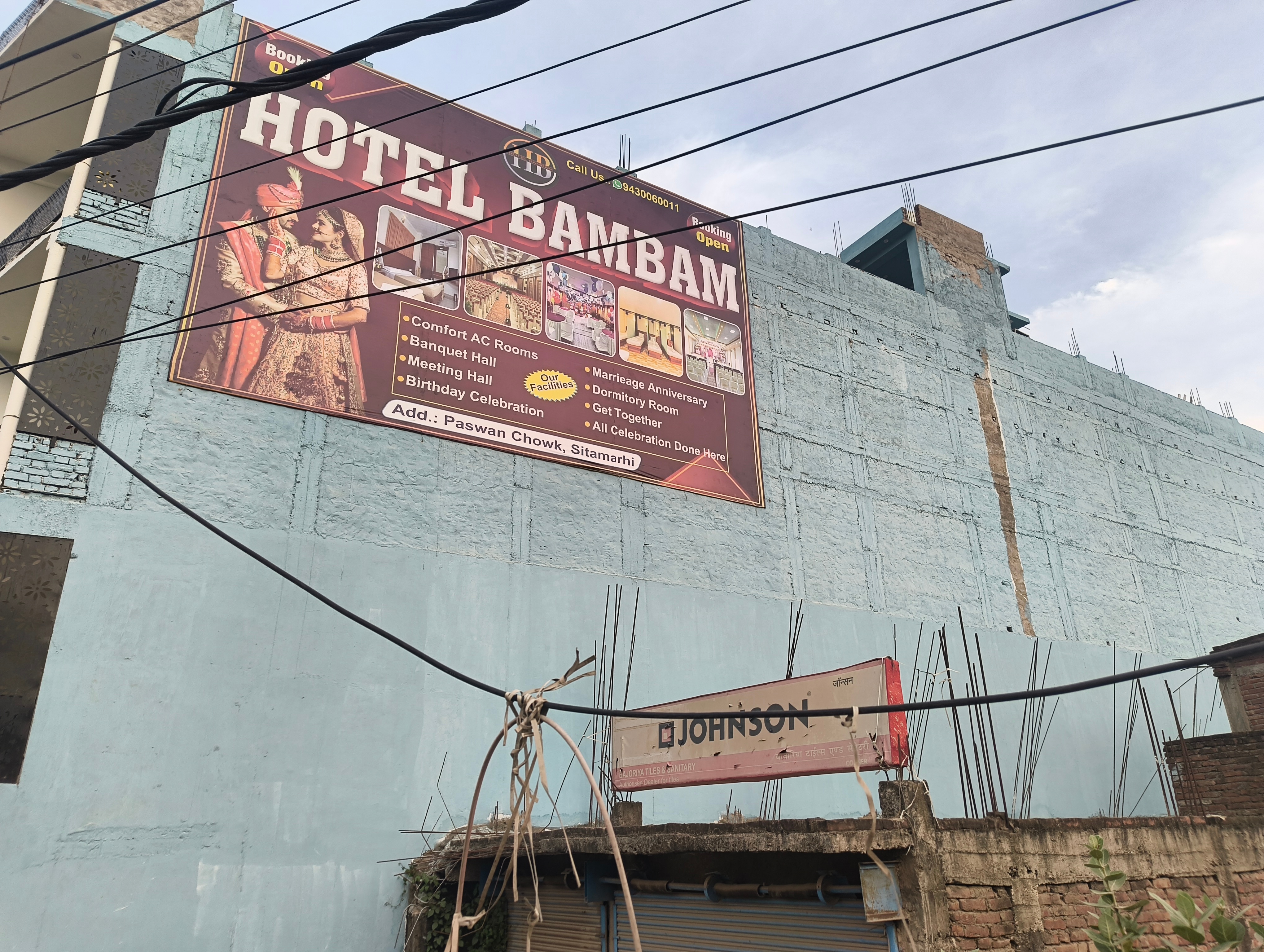 Hotel Bambam - Tap to explore photos