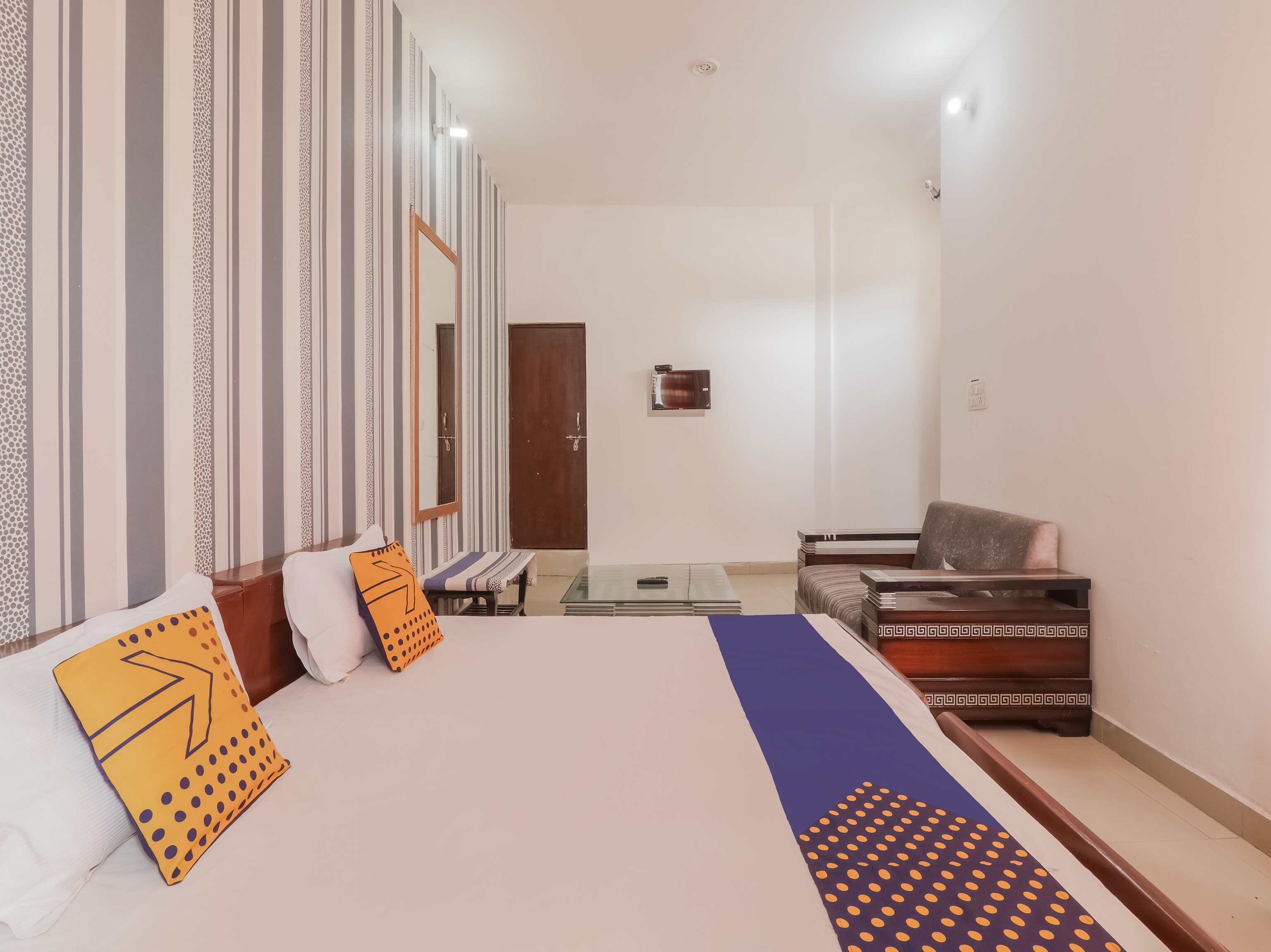 SPOT ON Sahyadri Inn - Tap to explore photos
