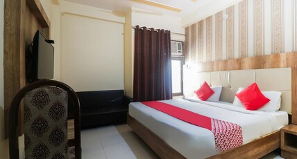 Hotel Shweta Residency Room Type - STANDARD  AC