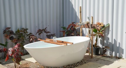 Canvas Resort | Luxury Tents & Rooms Room Type - Glamping Safari-outdoor bathtub