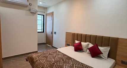 Krishnam Home Stay & Rooms Room Type - Standard Deluxe Room