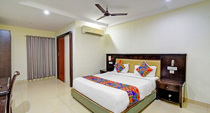 FabHotel Rudra Grand - Cyber Towers, Hitech City Room Type - Deluxe Room FabHotel Rudra Grand - Cyber Towers, Hitech City Room Type - Deluxe Room