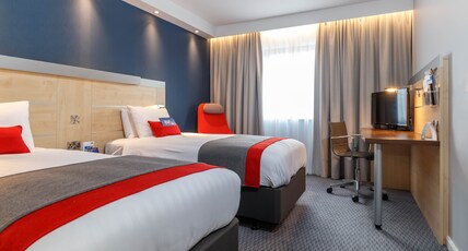 Holiday Inn Express BIRMINGHAM - WALSALL  Room Type - Standard Room with Free Hot Breakfast