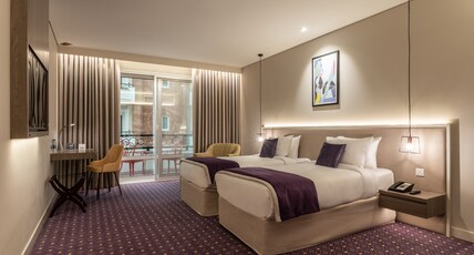 LEVA Hotel and Suites Opposite Downtown Room Type - Deluxe Twin Atrium View