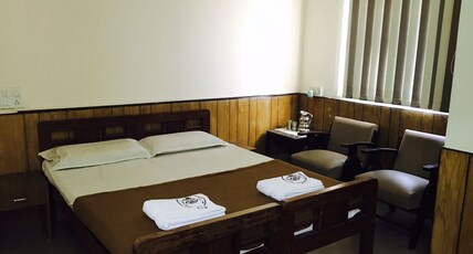 Chamundi Vasathi Gruha Room Type - Semi Deluxe Non Ac