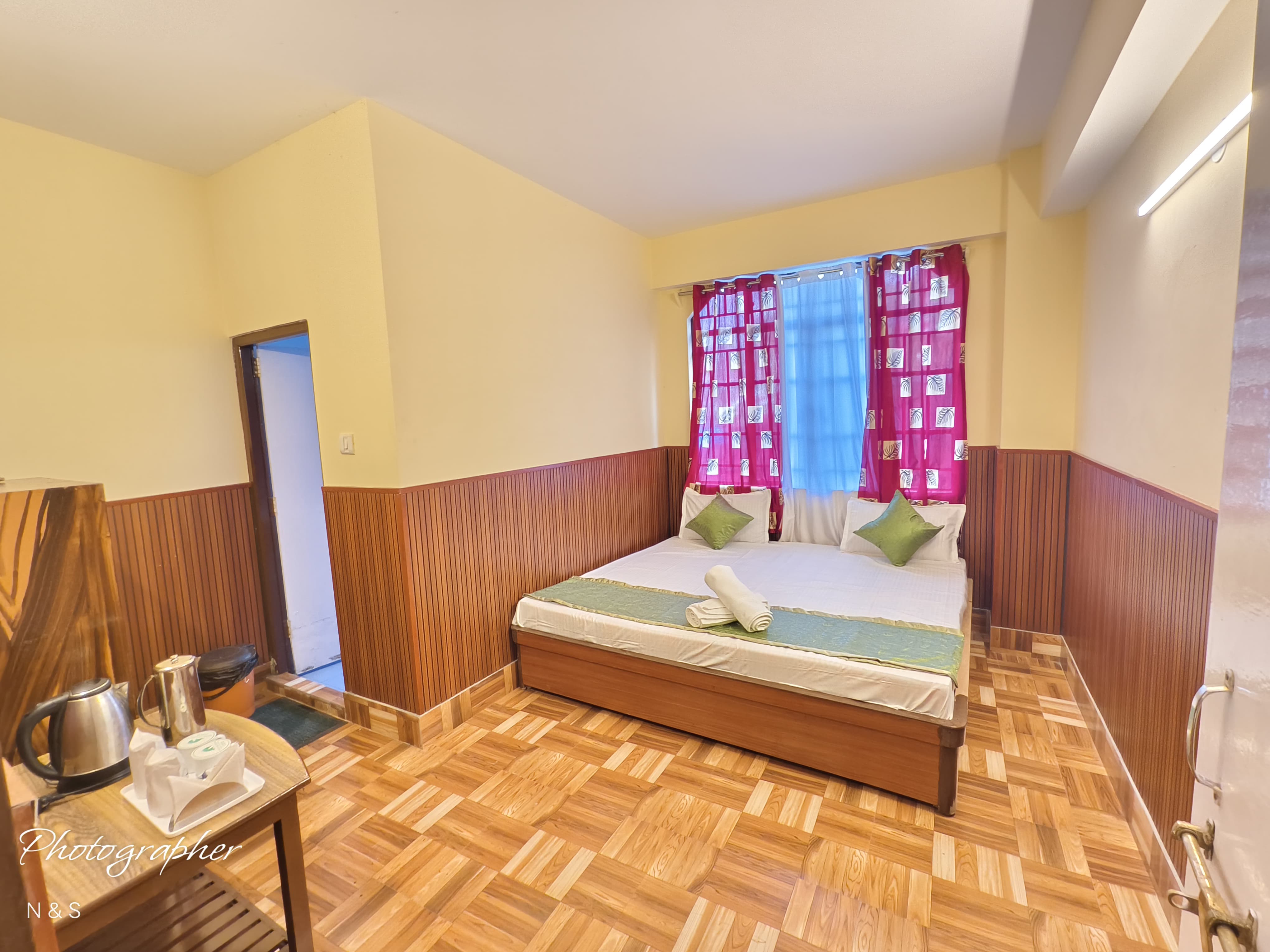 Hotel kanchan Norbu - Tap to explore photos