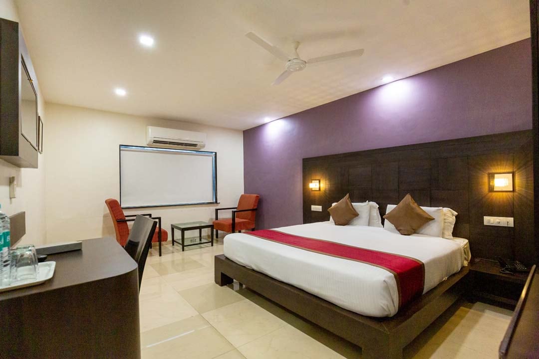 Sukh Hotel - Tap to explore photos