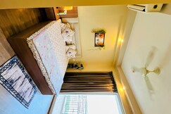 Nestora Stays Cozy Luxury Studio Greater Noida
