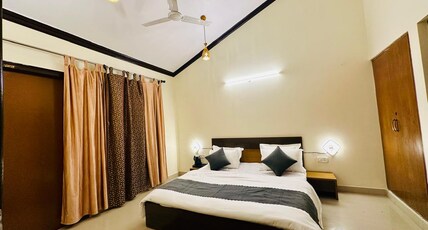 Manor Villa By Veda | Near Kainchi Dham Room Type - Deluxe Room