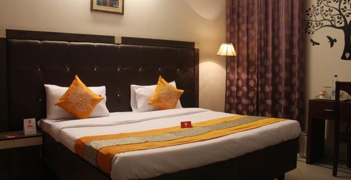 ASR Guest House, Janakpuri - Tap to explore photos
