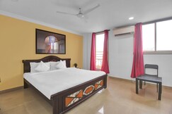 Hotel O Banjara Lake Hyderabad Formerly Lakeview Palace