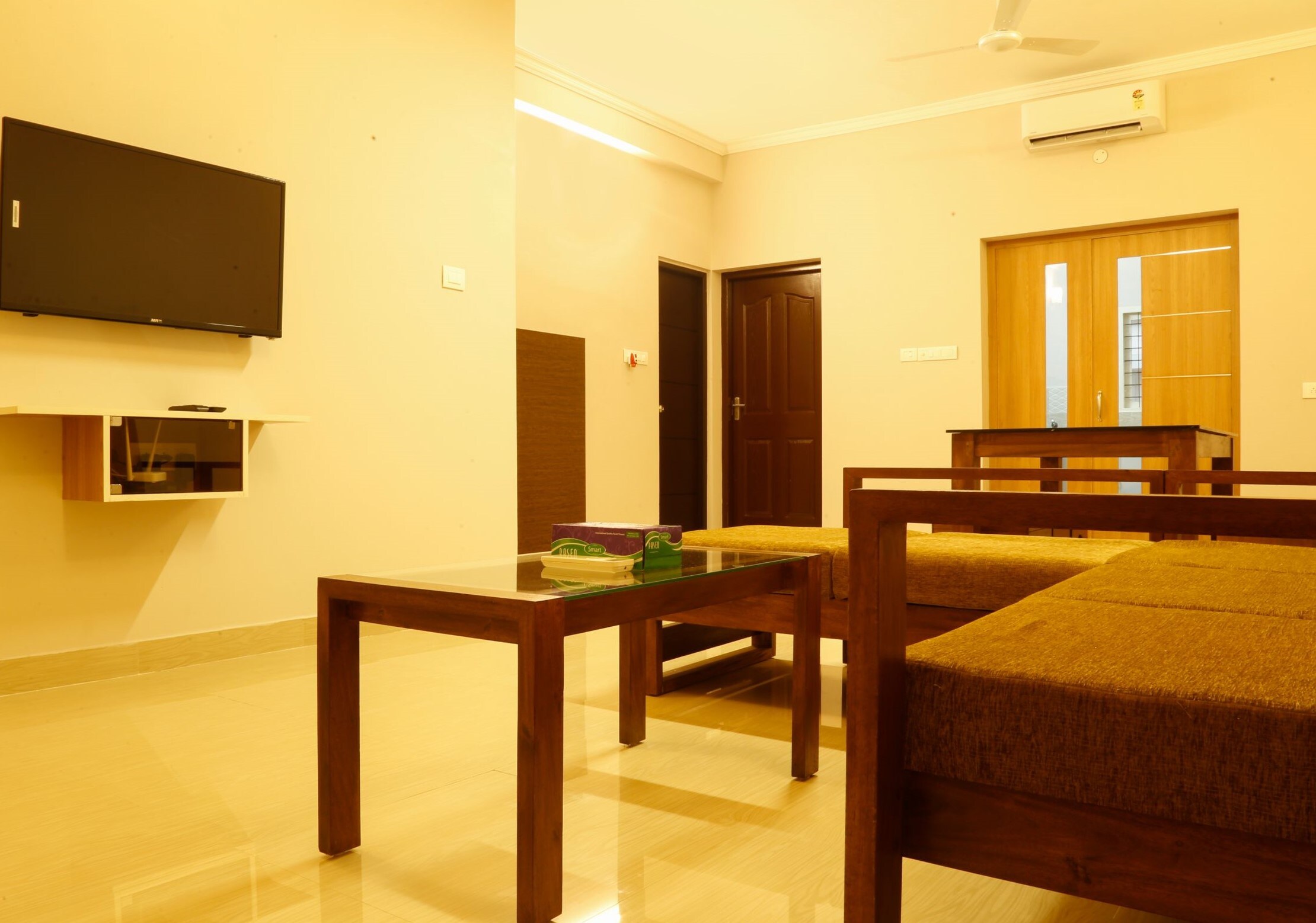 Castilo Inn | Service Apartment - Tap to explore photos
