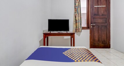 SPOT ON 94730 The Chatter Place Dipatiukur Room Type - SPOT ON Double