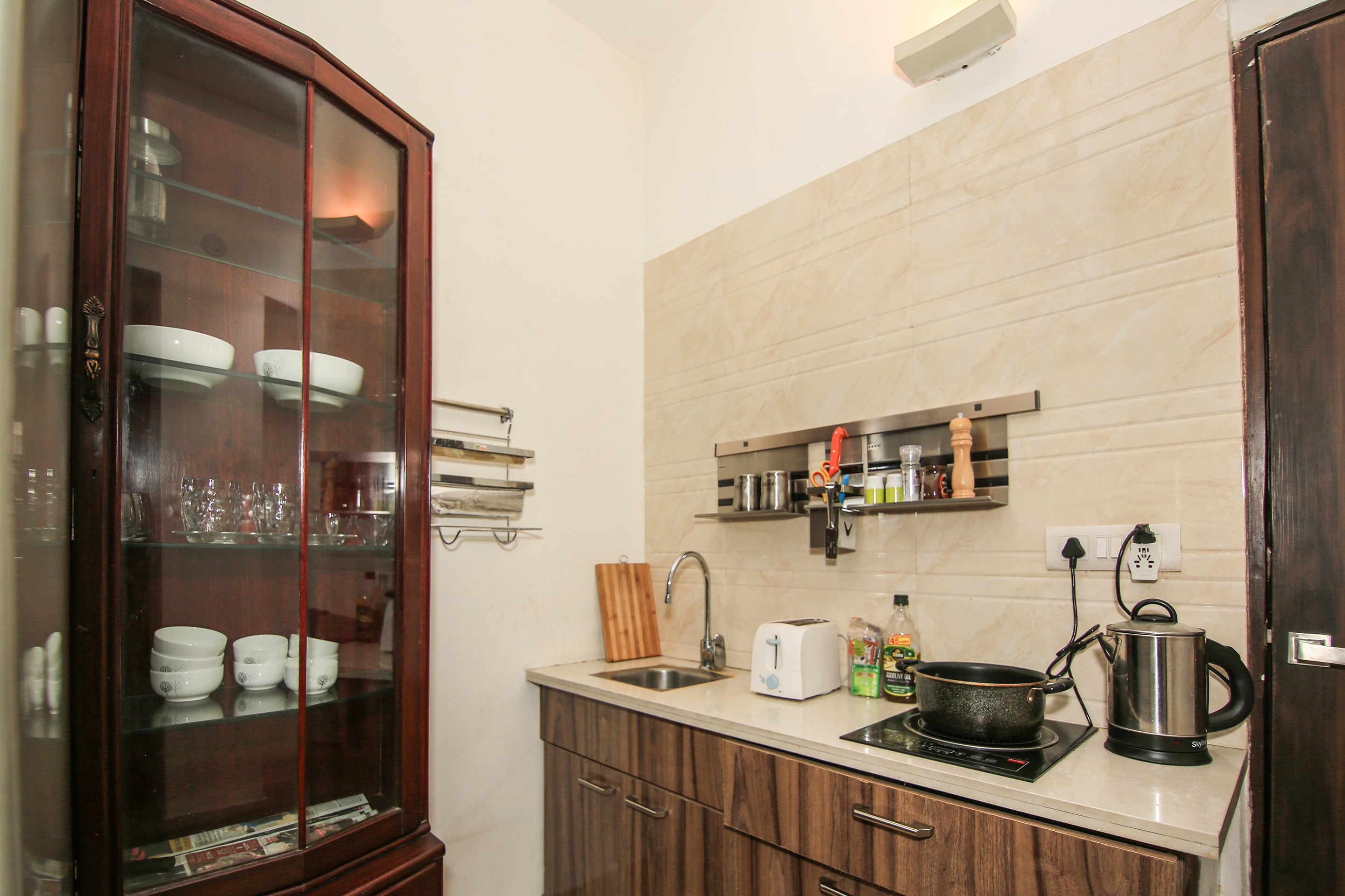 Avanti Tenantry Lavished Apartments - Tap to explore photos