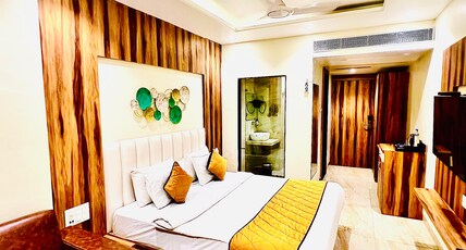 Platinum Hotel Room Type - Deluxe Room