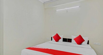 Hotel O Luxe Stay Room Type - Classic