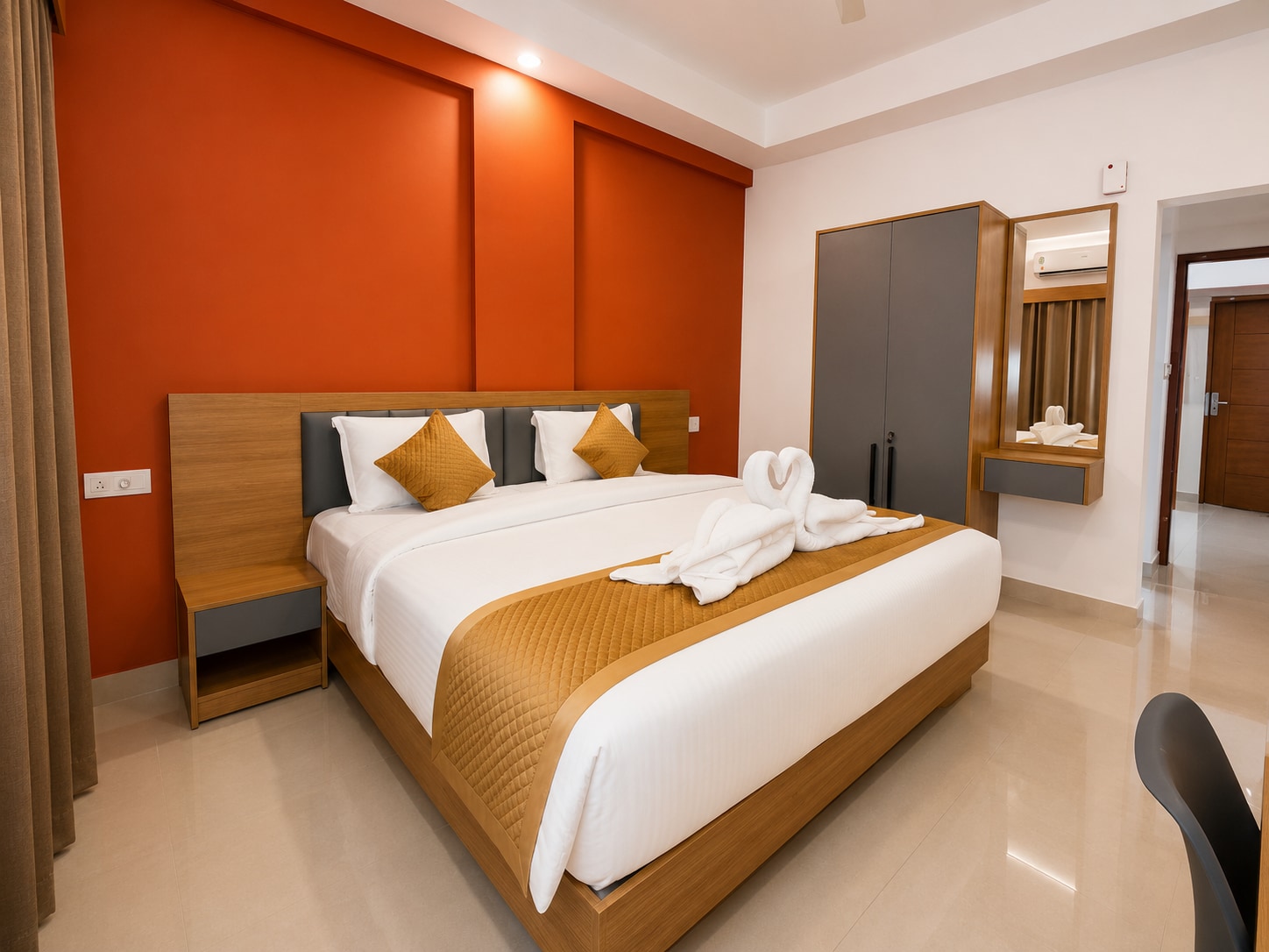 Nova Alhind Airport Hotel - Tap to explore photos
