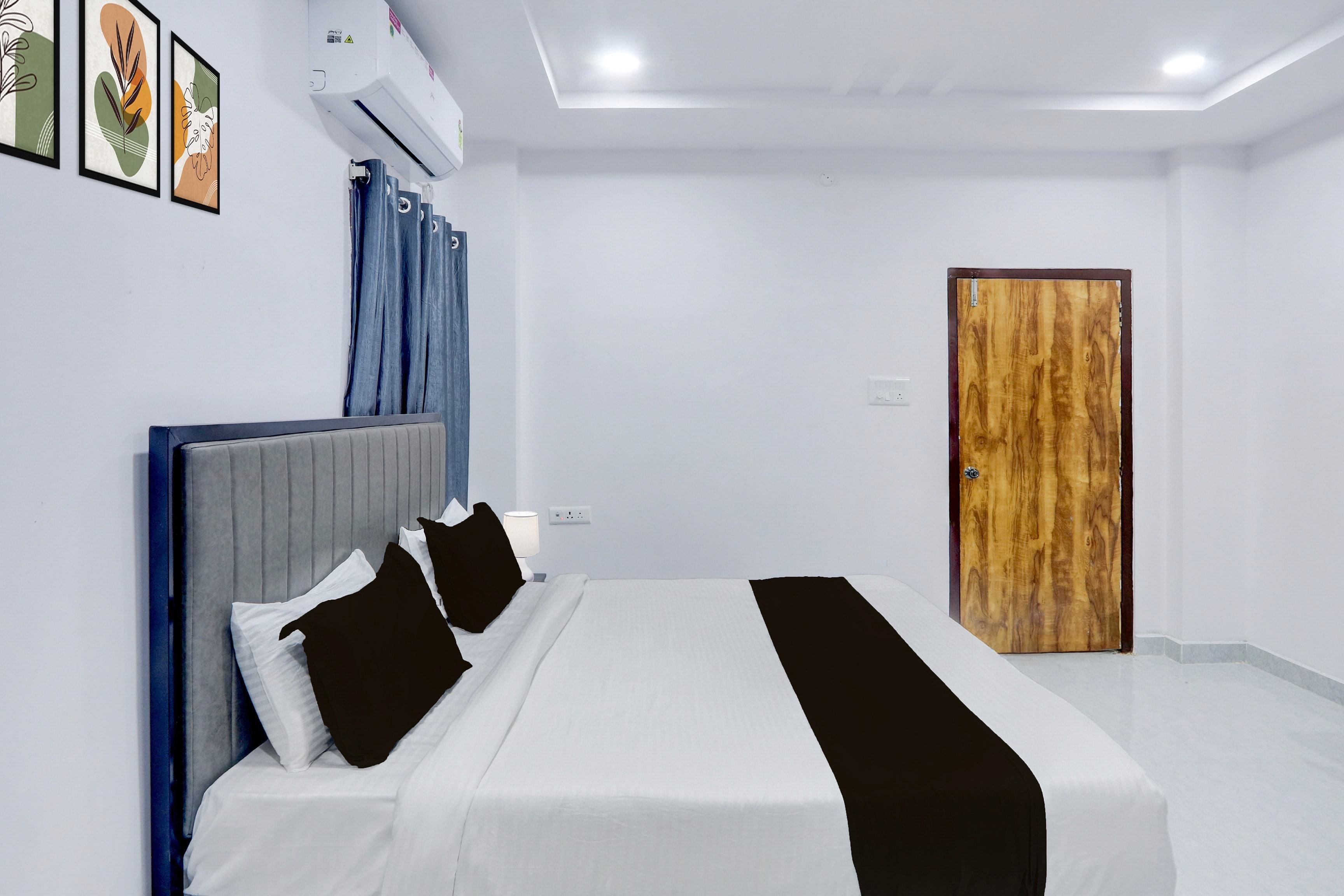 Hotel O Trinetra Stay In Luxury - Tap to explore photos