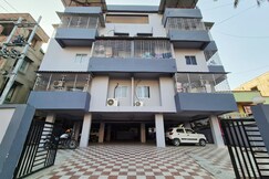 SK Homestay  Self Cooking