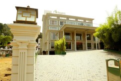 Raj Regent, Manarcadu