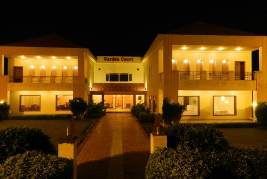 Hotel Garden Court