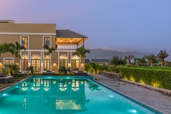 Merriment Luxury Resort & Private Pool Villa, Abu Road