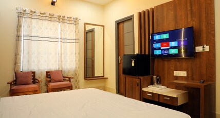 HOTEL RAJ RESIDENCY Room Type - deluxe ROOM