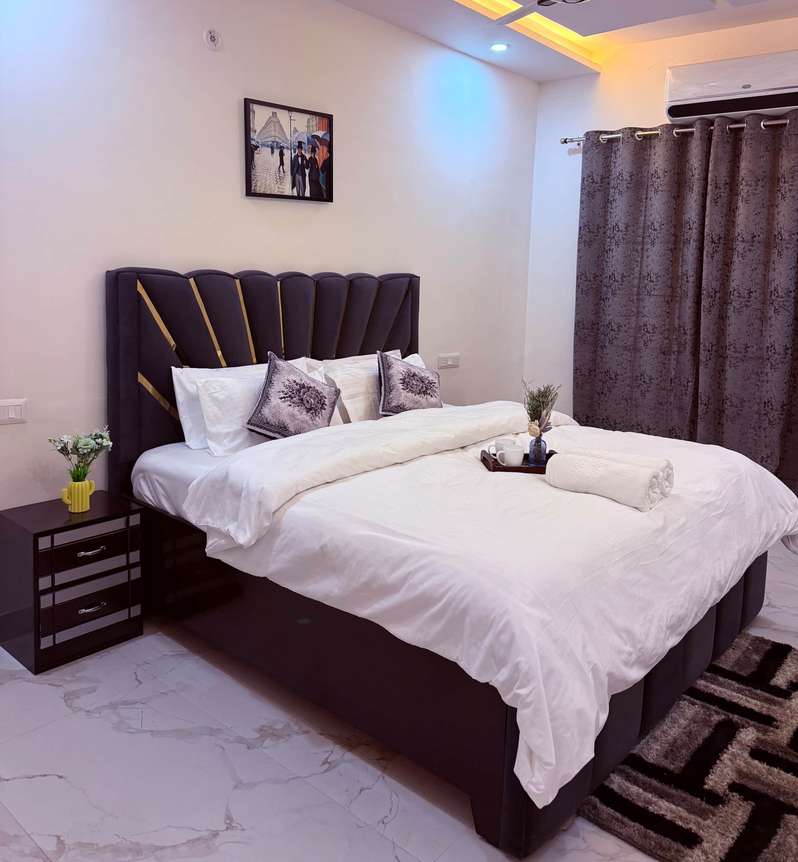 Ganga Nest Cosy 2BHK with Ganga View - Tap to explore photos