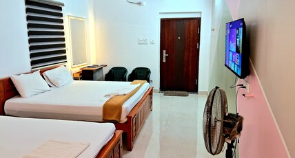 Arul Lodge Room Type - Colourful Family Room