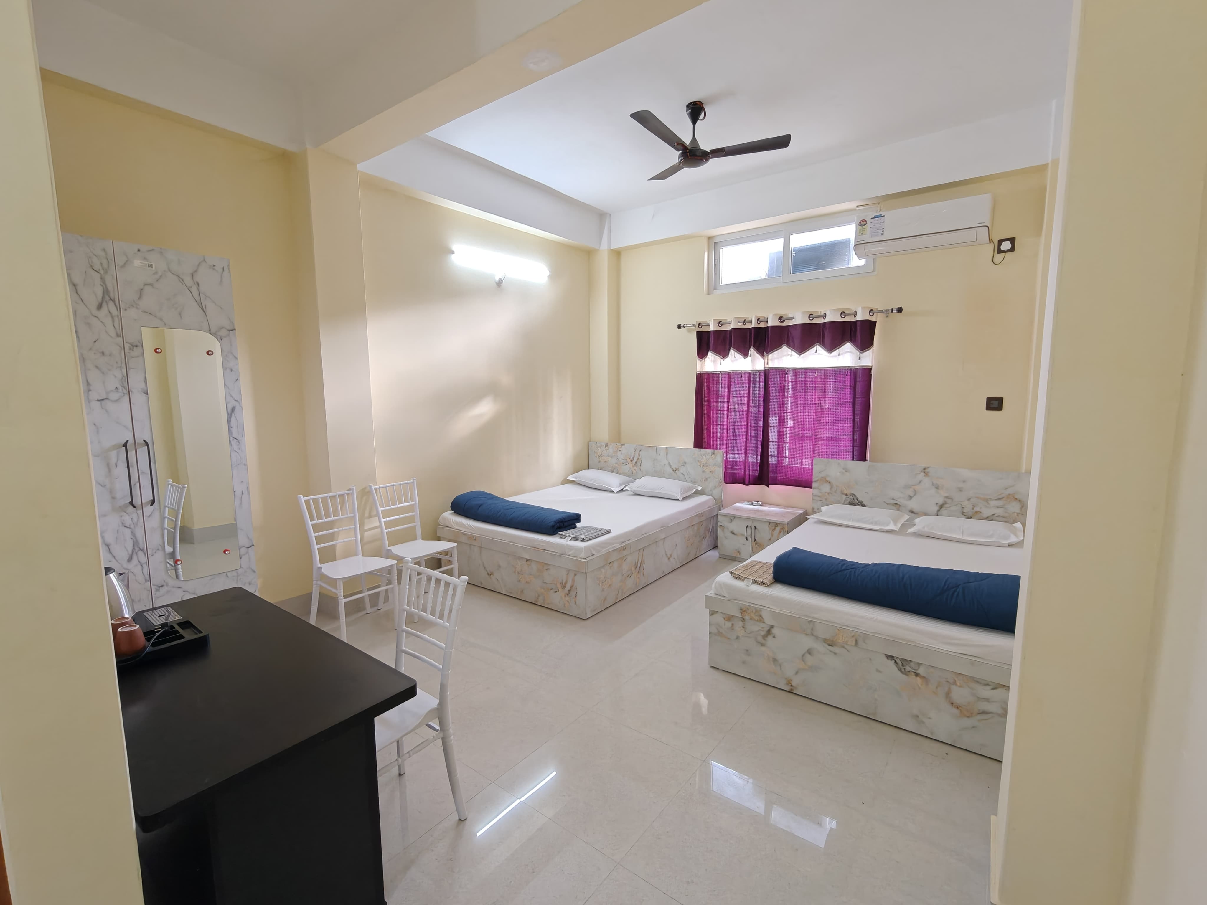 Nagendra Bhawan Cum Lodge - Tap to explore photos