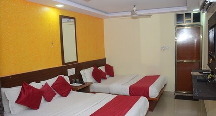 Hotel Sai Leela Room Type - Deluxe Quadruple Room