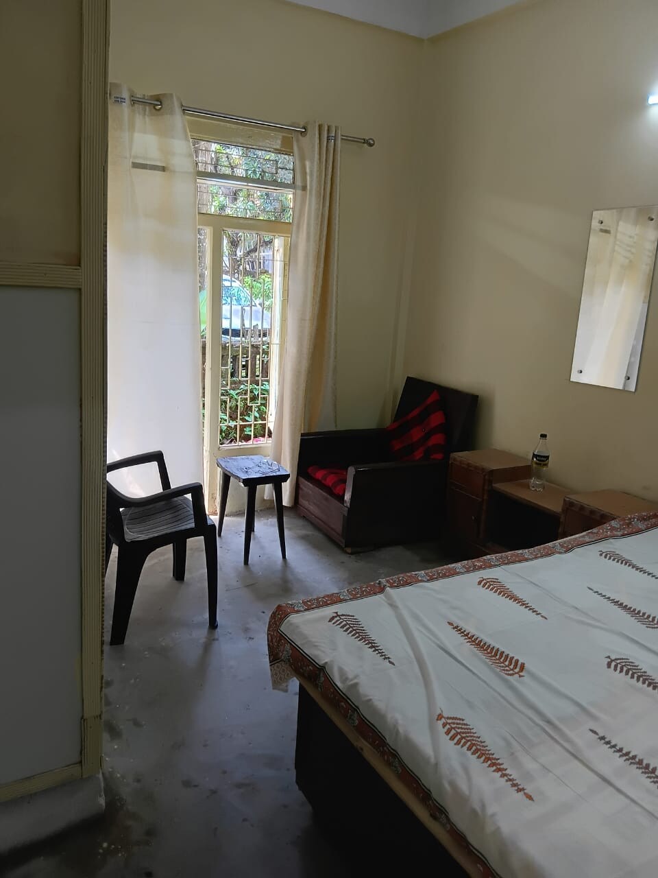 Saurabh home stay - Tap to explore photos