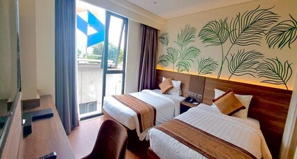 Northern Charm Hotel Room Type - Premier Twin City View