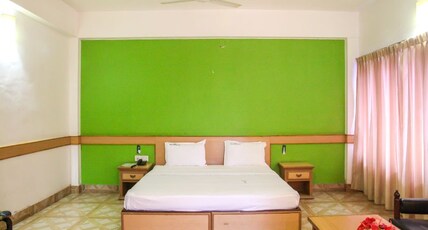 HOTEL SHAH INTERNATIONAL Room Type - AC Room