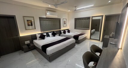 Hotel Ankur Room Type - Super Executive Family Room with Balcony