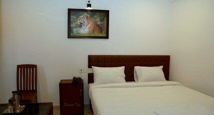 Peroor Inn Room Type - Deluxe rooms