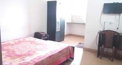 Gaurang Mall Room Type - Deluxe Room AC