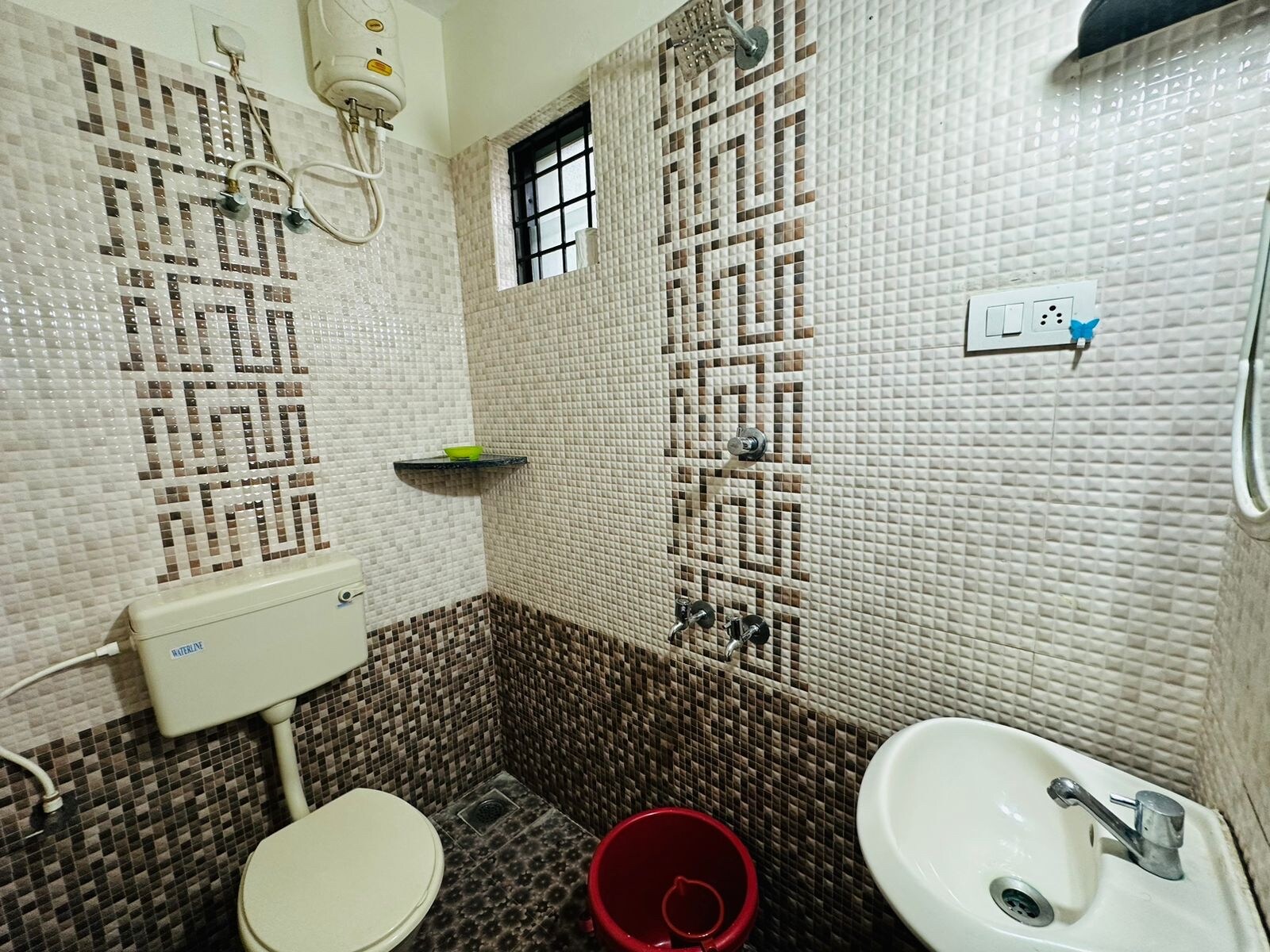 Charming guesthouse in heart of Manipal - Tap to explore photos
