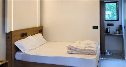 Rhythm Royal Suites Room Type - Standard Room