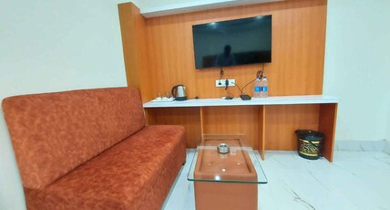 Hotel MJR Room Type - Four Bed Family Room Free Pick and Drop From Puri Railway Station Hotel MJR Room Type - Four Bed Family Room Free Pick and Drop From Puri Railway Station